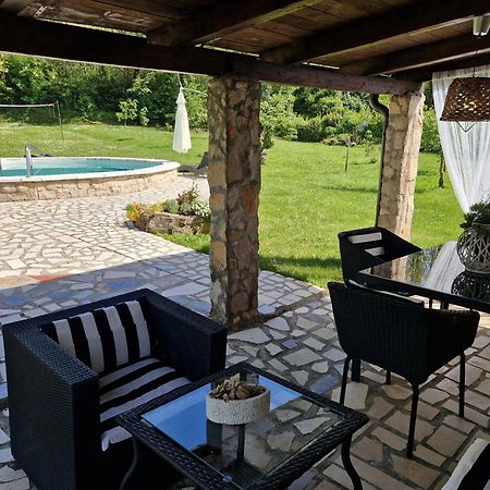 Holiday House Vuki Nedeščina Εξωτερικό φωτογραφία