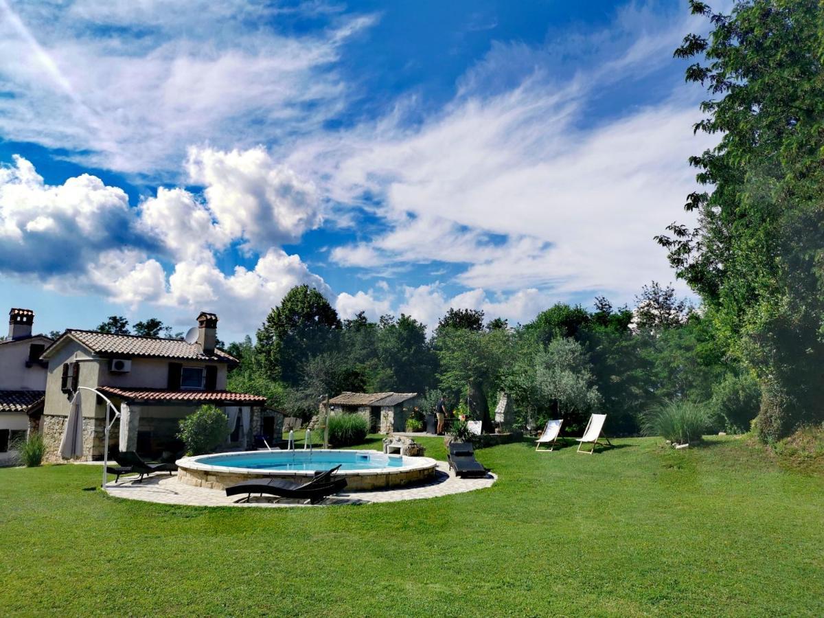 Holiday House Vuki Nedeščina Εξωτερικό φωτογραφία