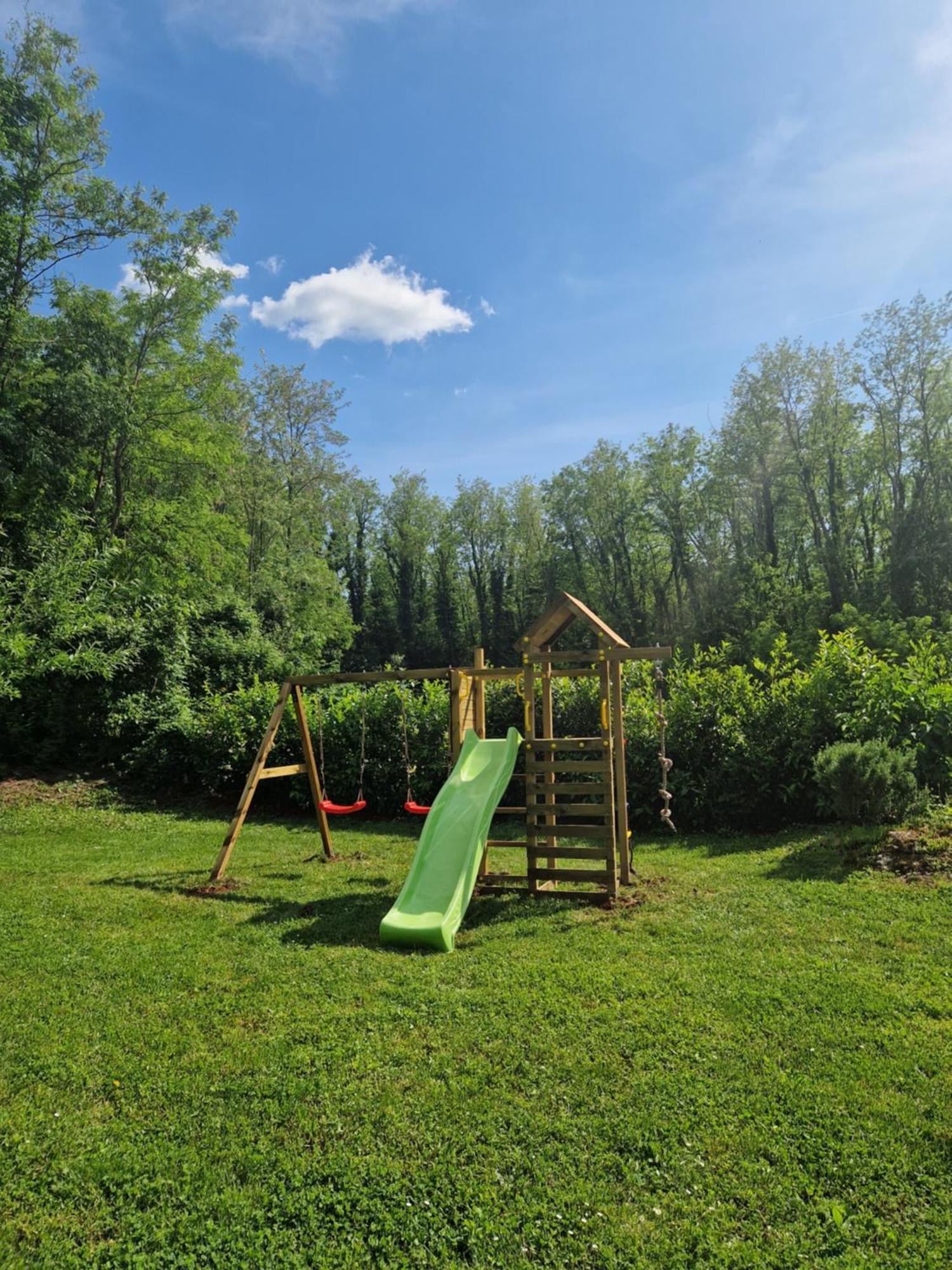 Holiday House Vuki Nedeščina Δωμάτιο φωτογραφία