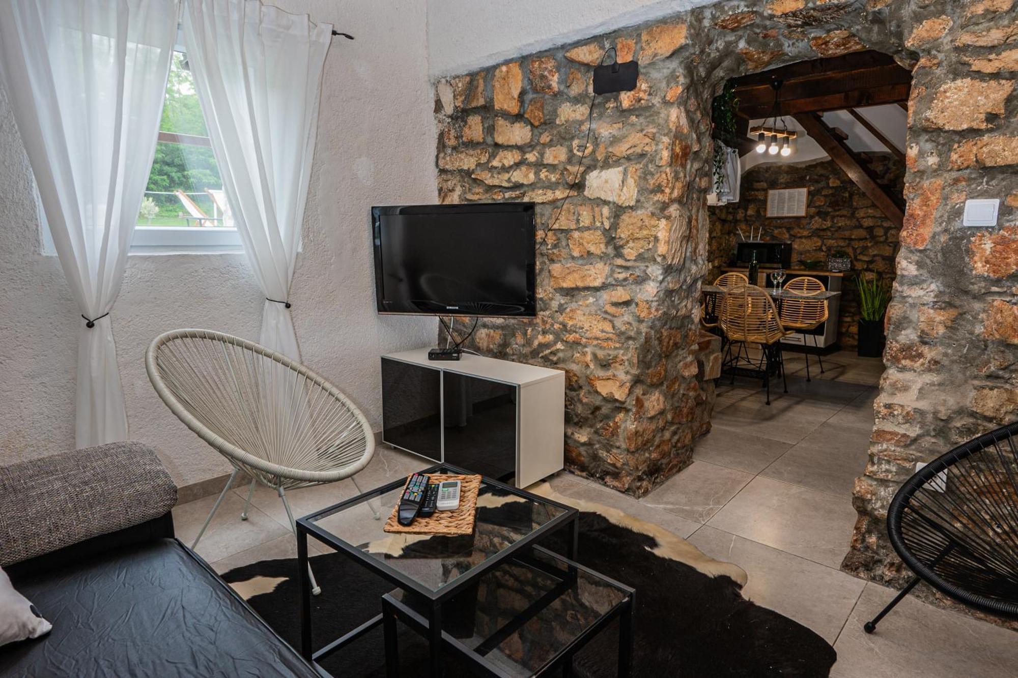 Holiday House Vuki Nedeščina Εξωτερικό φωτογραφία